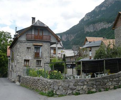 Pension Pallaruelo Саравильо Экстерьер фото